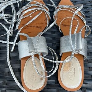 GUCCI sandals silver size 8 1/2